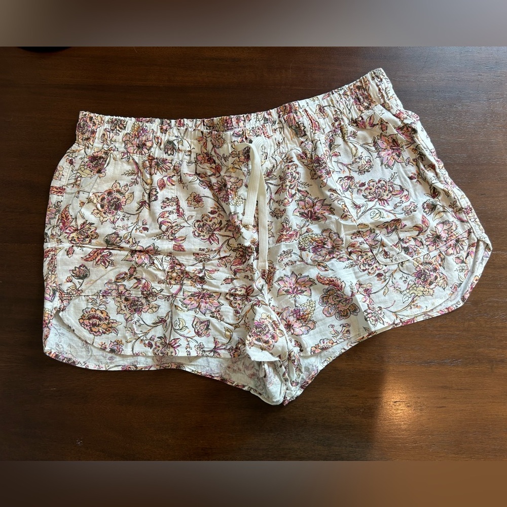 Maurices Cream Floral Drawstring Women’s Shorts
